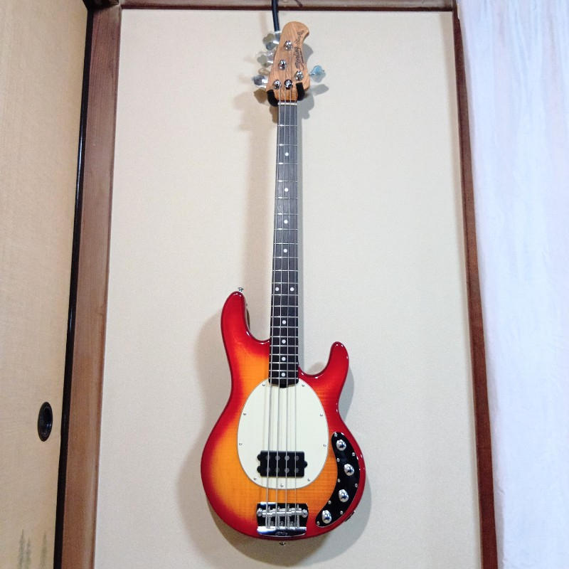 STERLING (スターリン) / 【PUカスタム】Ray34FM Cherry Sunburst Sterling by MUSICMAN
