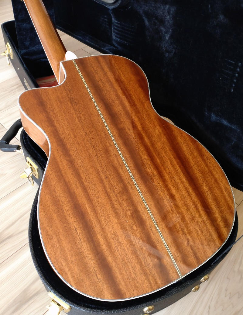 FENDER (フェンダー) / Paramount Series Limited オール単板・アディロンダック