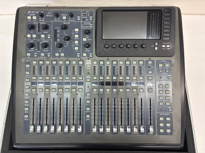 BEHRINGER (ベリンガー) / X32 COMPACT デジタルミキサー E0141