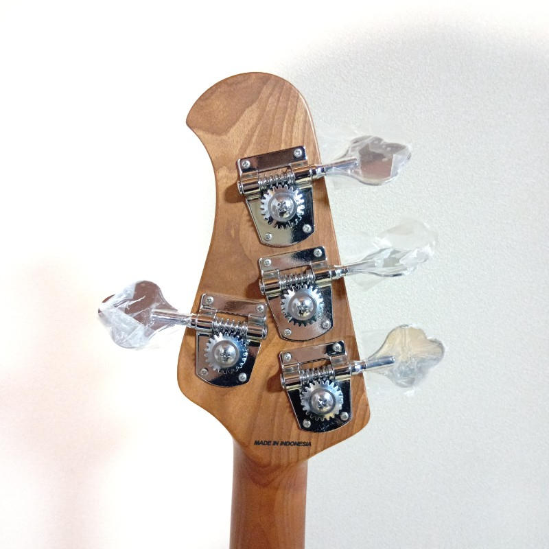 MUSICMAN (ミュージックマン) / 【特別仕様】Stingray Ray34FM Cherry Sunburst エレキベース スティングレイ