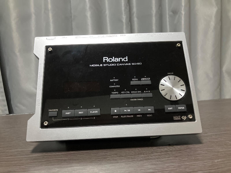 ROLAND (ローランド) / Mobile Studio Canvas SD-50 MIDIケーブルとRCA-フォンケーブルを付属
