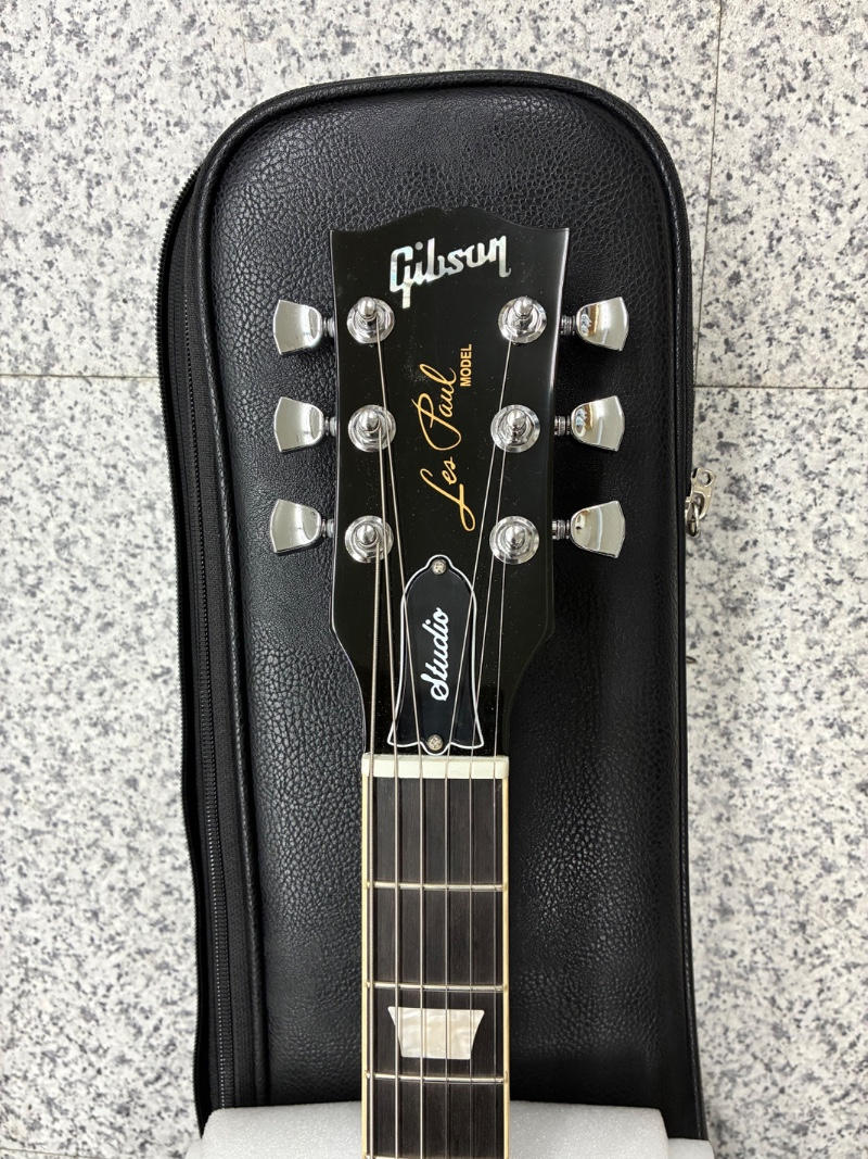 GIBSON (ギブソン) / 2024年製 Gibson Les Paul Studio Session Cobalt Burst 美品