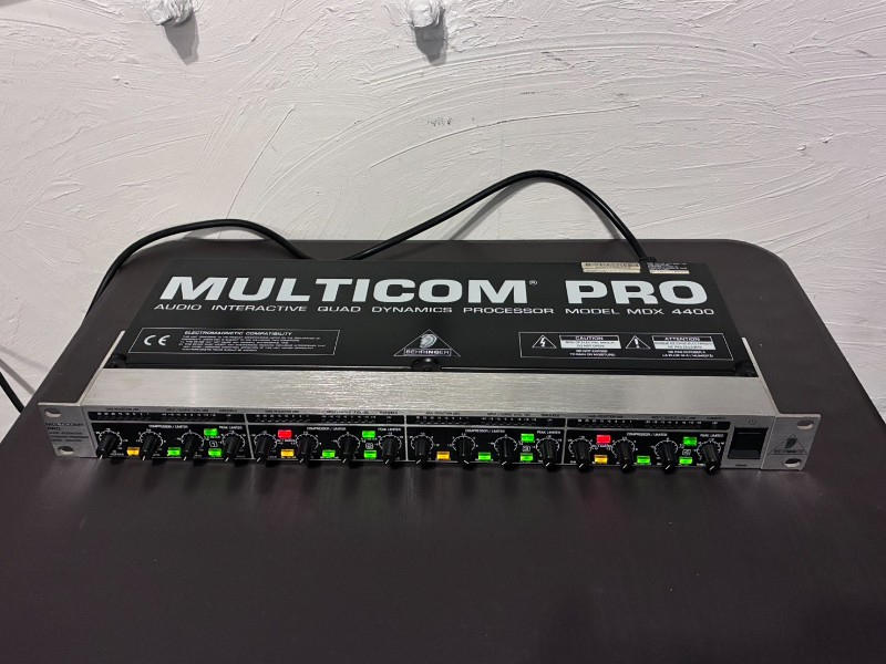 BEHRINGER (ベリンガー) / MDX4400
