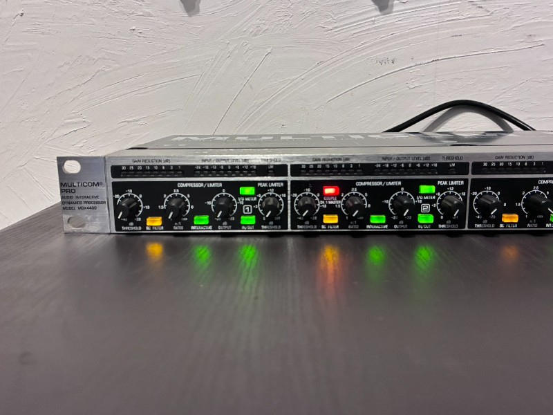BEHRINGER (ベリンガー) / MDX4400