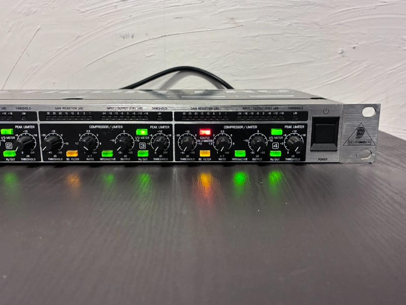 BEHRINGER (ベリンガー) / MDX4400