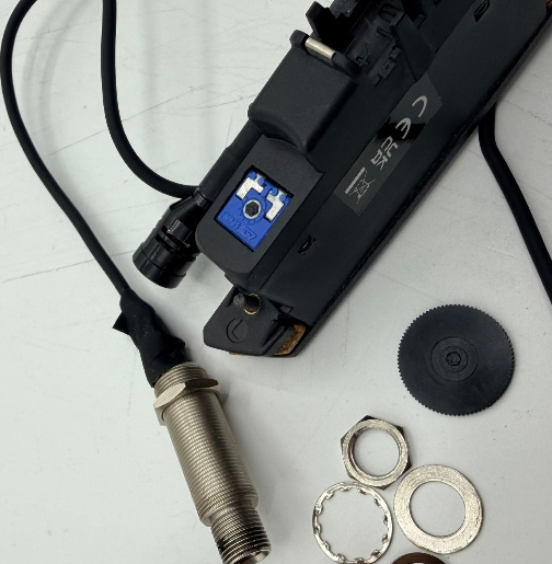 FISHMAN (フィッシュマン) / Rare Earth Mic Blend Active Soundhole Pickup ギターピックアップ D1454