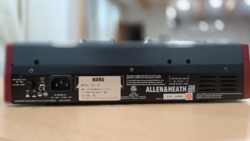 ALLEN&HEATH (アレンアンドヒース) / ZED-10 アナログミキサー