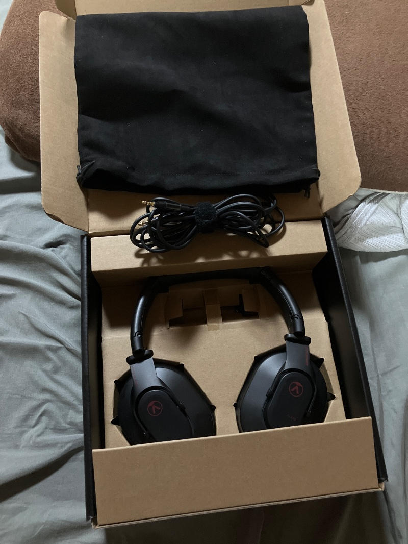 Austrian Audio (オーストリアン・オーディオ) / Hi-X20 密閉型モニターヘッドホン