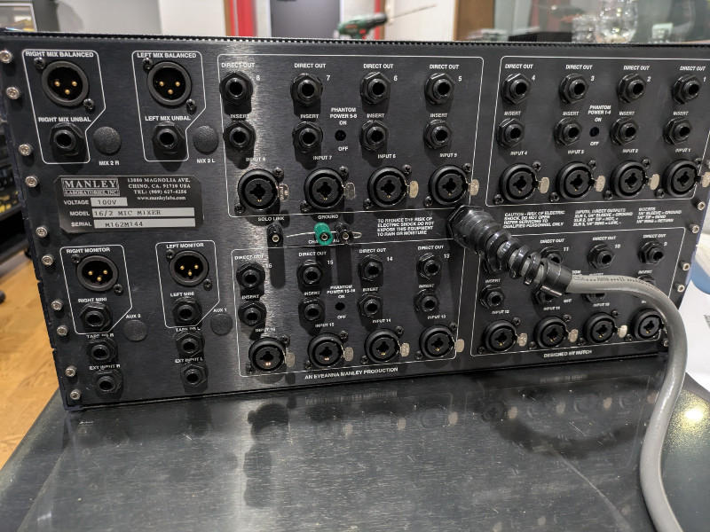 MANLEY (マンレイ) / 16x2 MIC MIXER