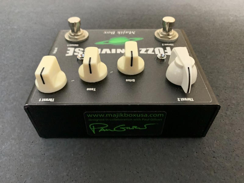 Majik Box / Fuzz Universe