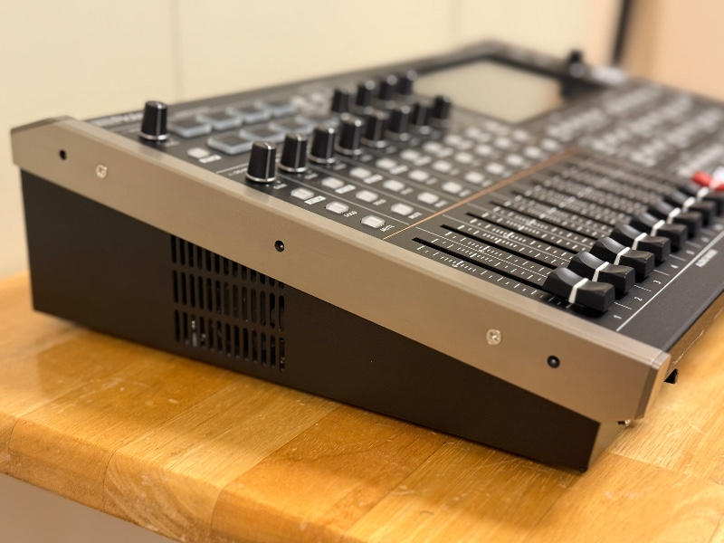 ROLAND (ローランド) / VR-120HD DIRECT STREAMING AV MIXER