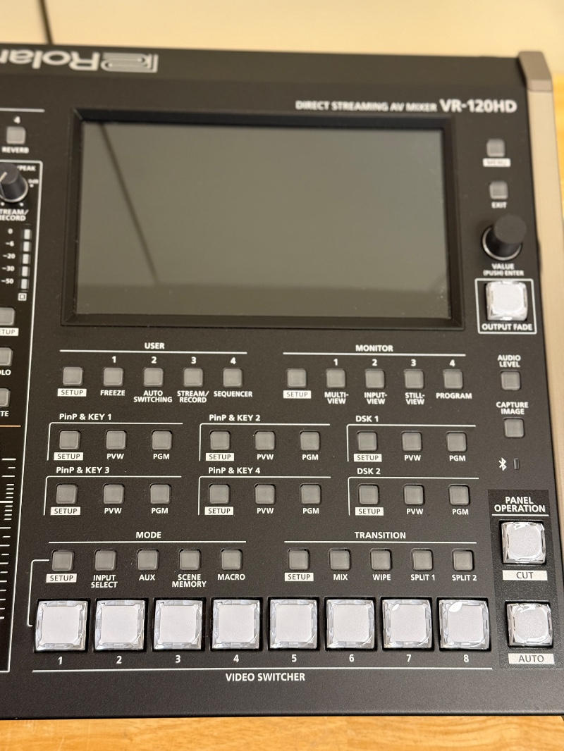 ROLAND (ローランド) / VR-120HD DIRECT STREAMING AV MIXER