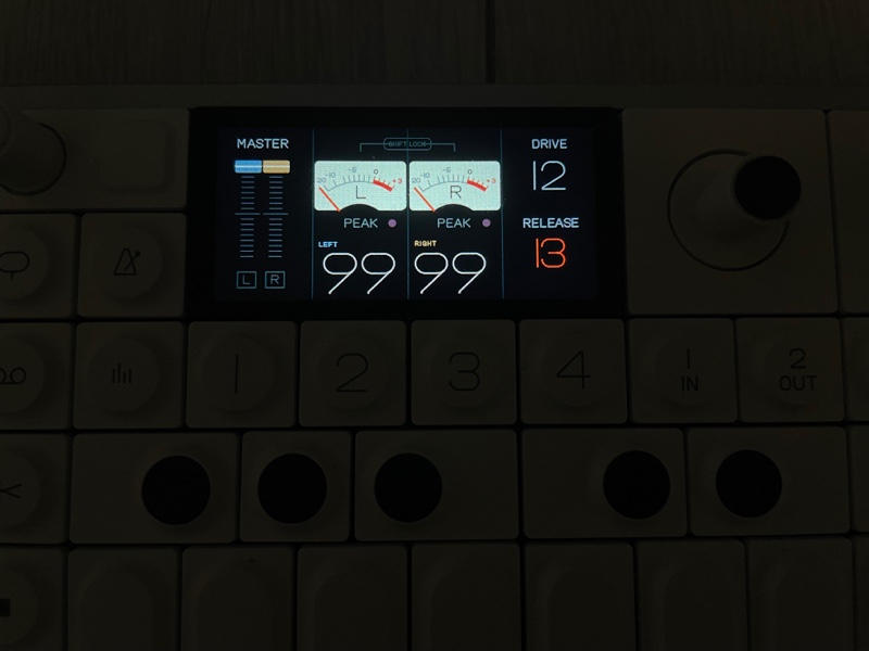TEENAGE ENGINEERING (ティーンエイジ エンジニアリング) / OP-1 field