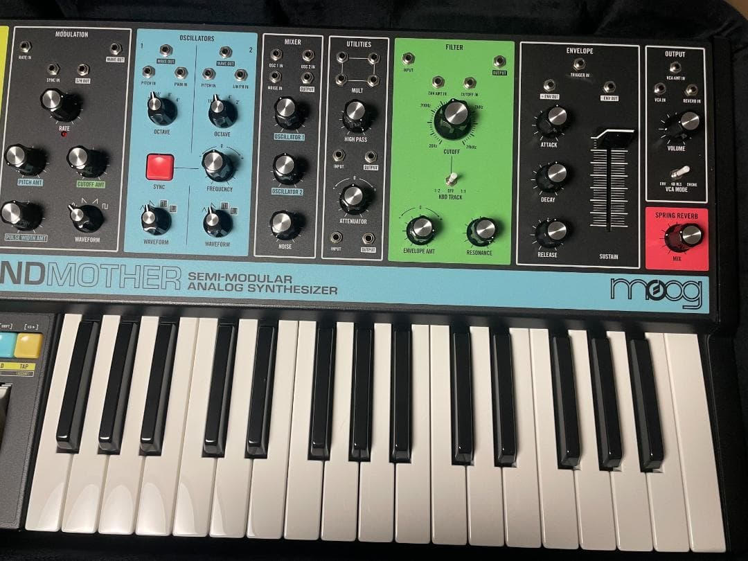 MOOG (モーグ) / Moog Grandmother モーグ グランドマザー