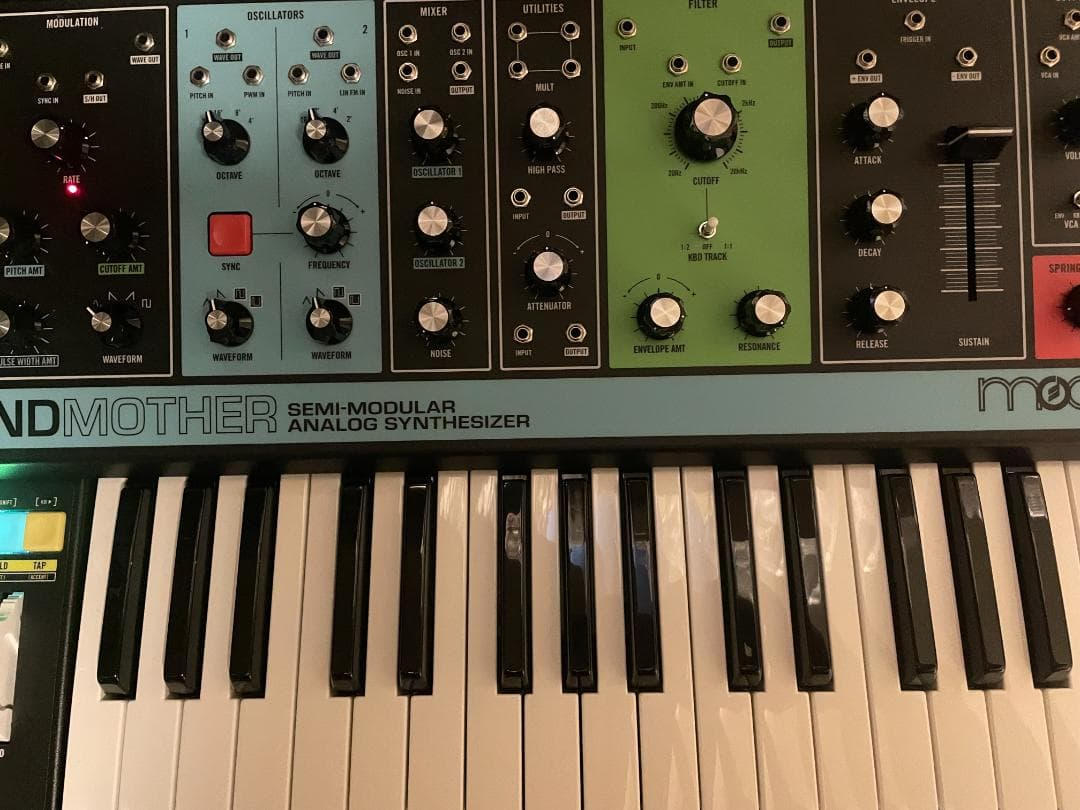 MOOG (モーグ) / Moog Grandmother モーグ グランドマザー