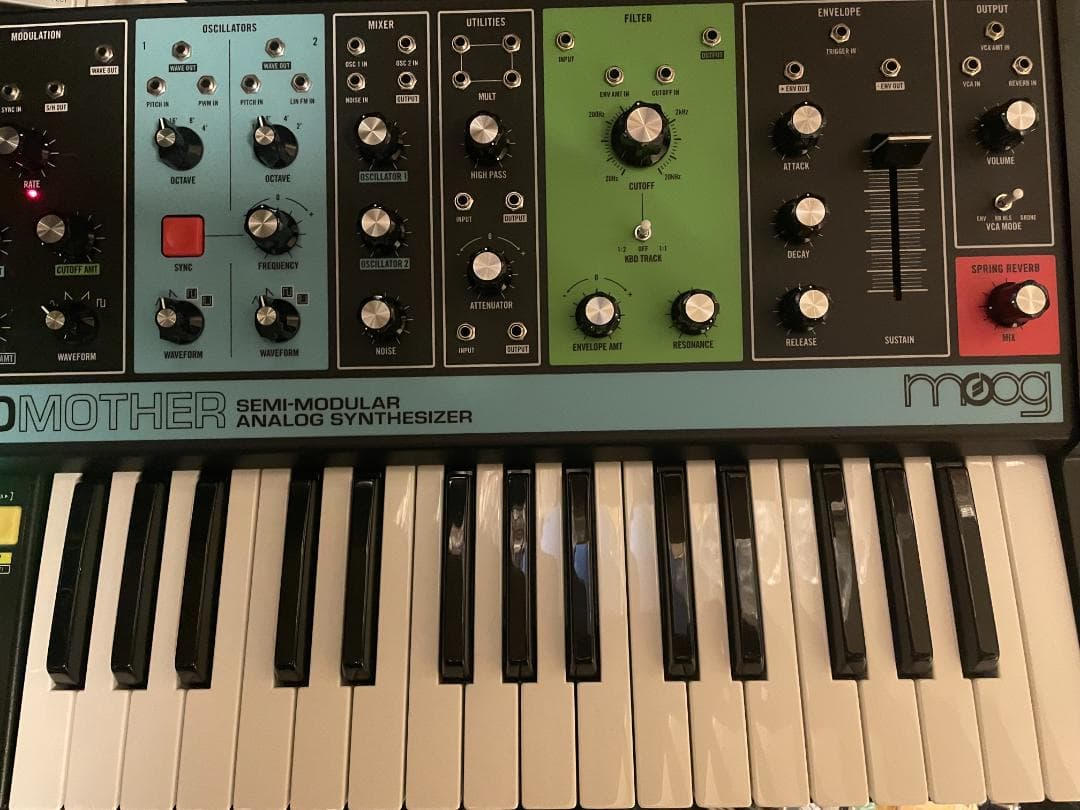 MOOG (モーグ) / Moog Grandmother モーグ グランドマザー