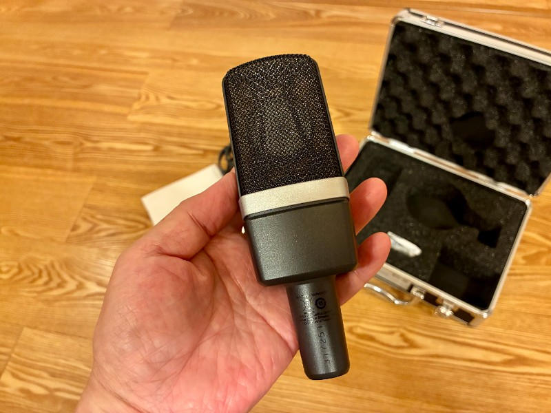 AKG(アーカーゲー) / C214