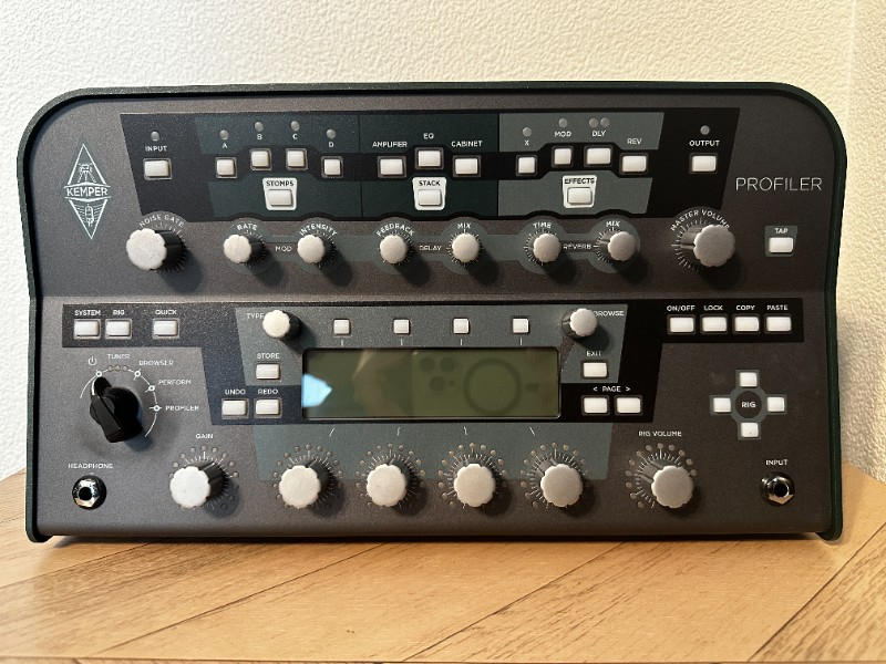 Kemper Profiling Amplifier (ケンパープロファイリングアンプリファイヤー) / Kemper Profiling Power Head (パワーアンプ搭載)