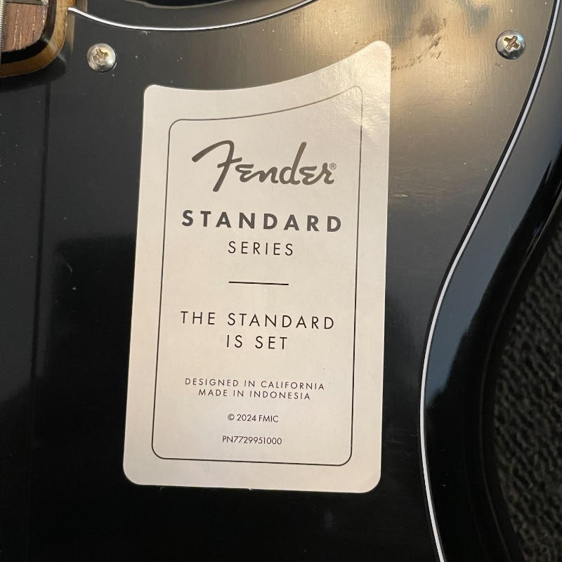 FENDER (フェンダー) / フェンダー エレキベース プレシジョンベース 新古品 ¥9万 Fender Precision Bass