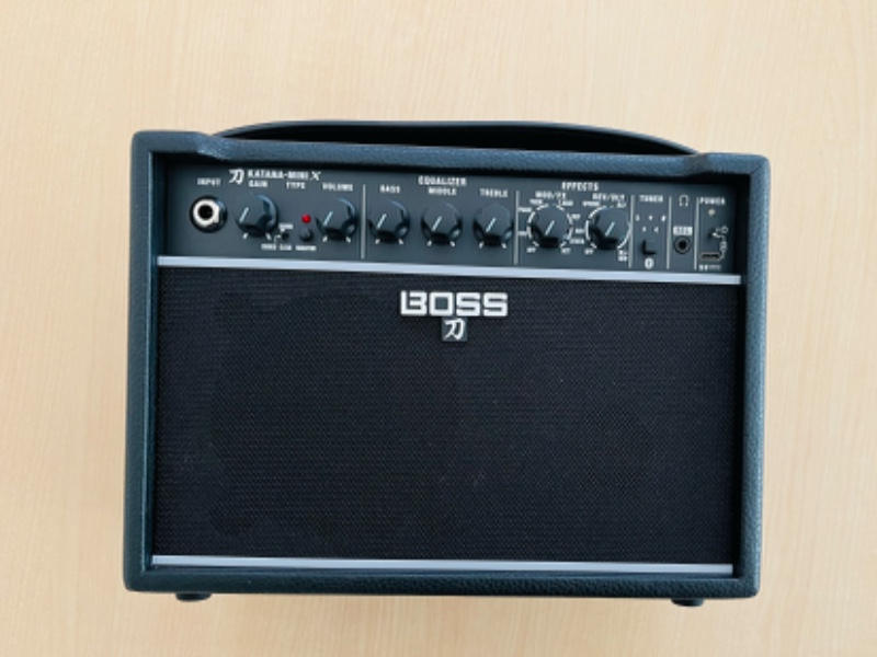 BOSS (ボス) / (新品開封済み)BOSS KATANA MINI Xギターアンプ