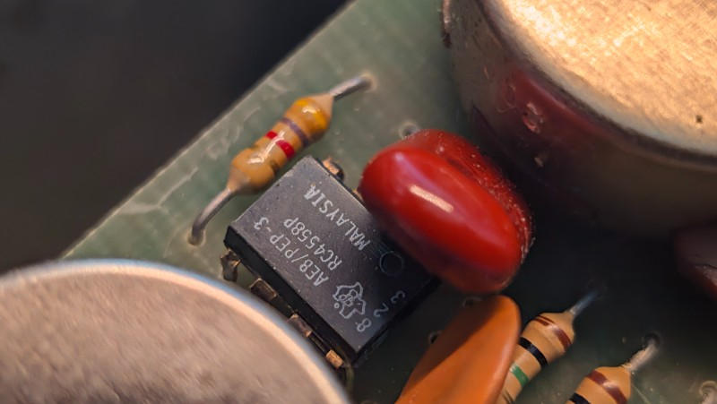 Ross / Ross Distortion / Vintage Clay Color
