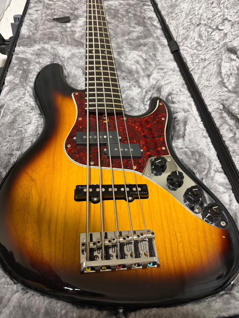 FENDER (フェンダー) / Fender Limited Deluxe Jazz Bass V Kazuki Arai Edition 2021