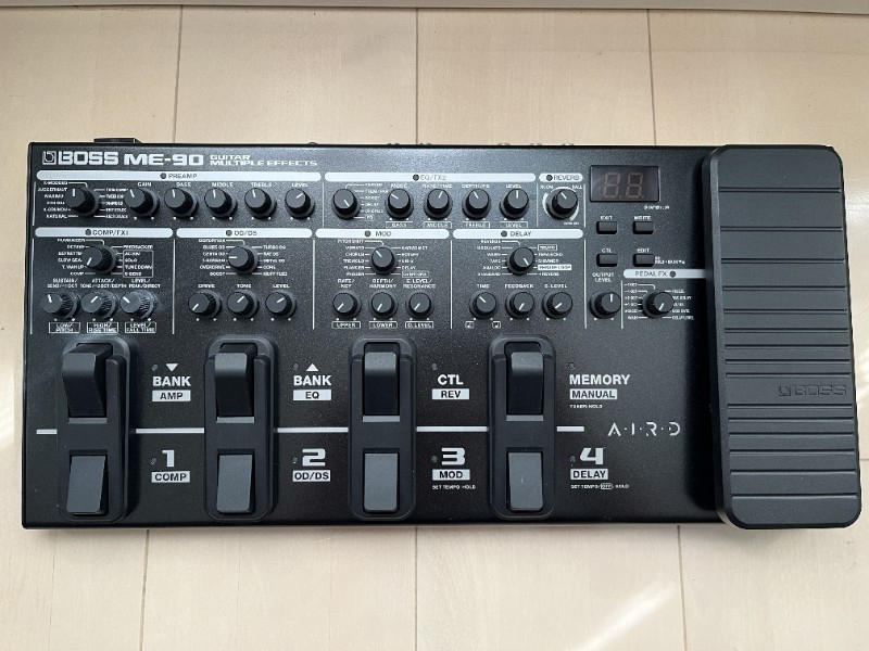BOSS (ボス) / ME-90 GUITAR MULTIPLE EFFECTS