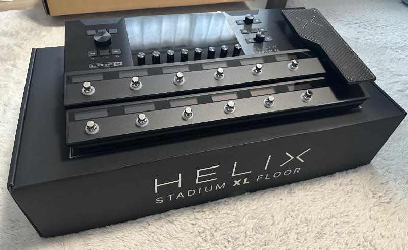 Line 6 (ライン6) / 新品同様 Helix Stadium XL Floor マルチプロセッサー ライン6
