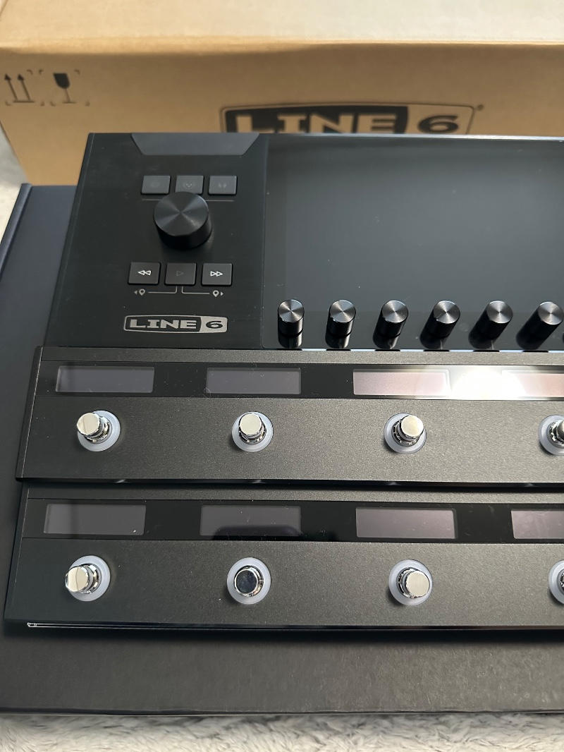 Line 6 (ライン6) / 新品同様 Helix Stadium XL Floor マルチプロセッサー ライン6