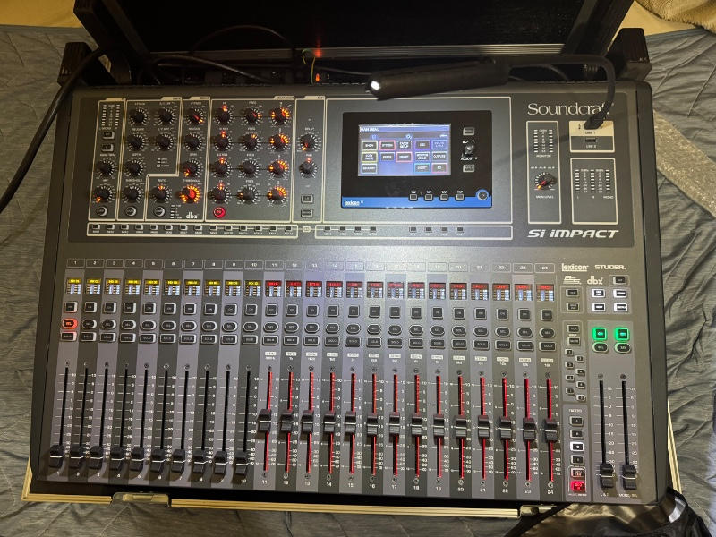 Soundcraft (サウンドクラフト) / Si iMPACT デジタルミキサー 32ch+ Si DANTE card アクセサリーキット、特型フライトケース付き