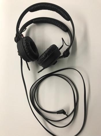 SENNHEISER (ゼンハイザー) / HD25