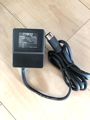 MOOG (モーグ) / MG PWR ADAPTOR EV14AC