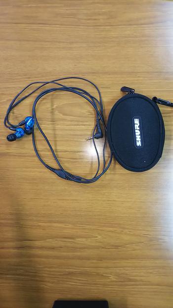 SHURE (シュアー) / se215