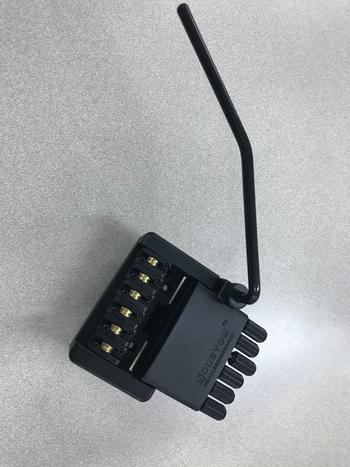 J CUSTOM / Headless Guitar Bridge