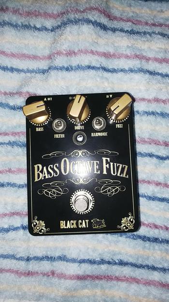 BLACK CAT (ブラックキャット) / Bass Octave Fuzz