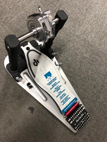 DW (ディーダブリュー) / 9000PB シングルペダル　B0150