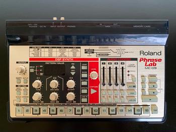 ROLAND (ローランド) / MC-09 PhraseLab アナログモデリングシンセサイザー