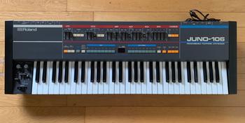 ROLAND (ローランド) / JUNO-106 ケース無し