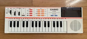 CASIO (カシオ) / PT-82 Casiotone ポータブルキーボード