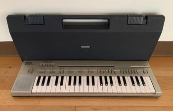 YAMAHA (ヤマハ) / PortaSound PC-100 ポータブルキーボード