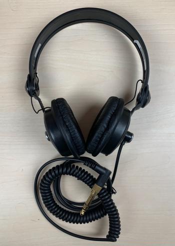 BEHRINGER (ベリンガー) / HPX4000 密閉型ヘッドホン S0080