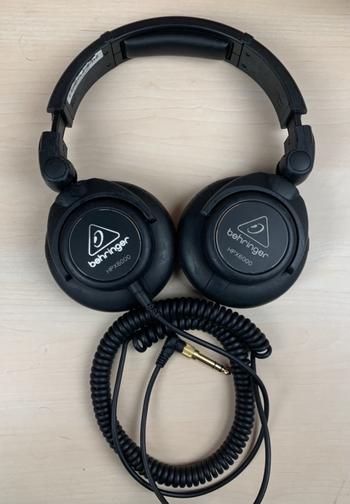 BEHRINGER (ベリンガー) / HPX6000 密閉型ヘッドホン S0081