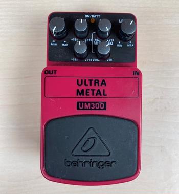 BEHRINGER (ベリンガー) / UM300 Ultra Metal ディストーション