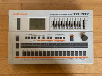 ROLAND (ローランド) / TR-707 リズムマシン 人気機種
