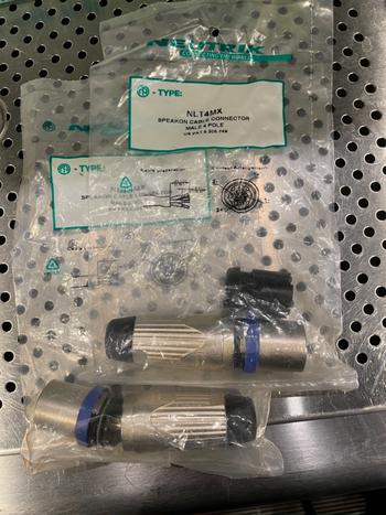 NEUTRIK (ノイトリック) / NLT4MX 2個