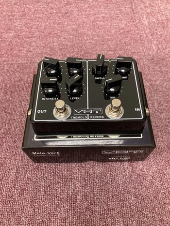 VHT (ブイエイチティー) / Melo-Verb Tremolo+Reverb Pedal C0819