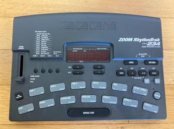 ZOOM (ズーム) / RT-234 リズムマシン ドラムマシン