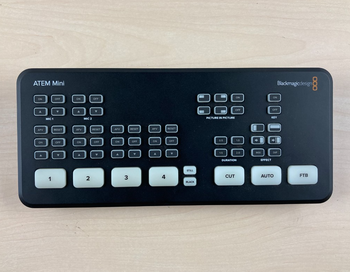Blackmagic Design (ブラックマジックデザイン) / ATEM Mini ライブプロダクションスイッチャー S0244