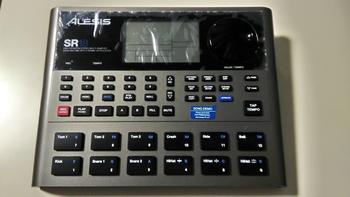 ALESIS / ALESIS SR18　ドラムマシン