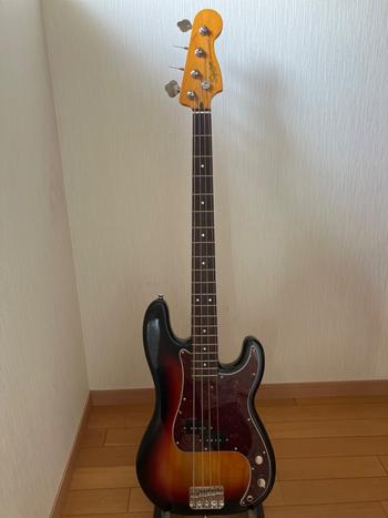 SQUIER (スクワイヤ) / Classic Vibe '60s Precision Bass 3-Color Sunburst
